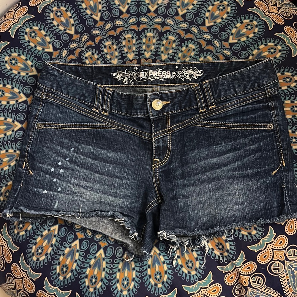 Express Distressed Cut Offs